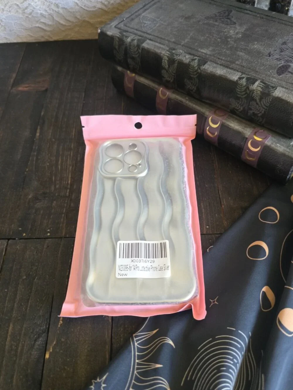 2x iPhone 14 Pro Max Silver wave silicone case - iPhone - cellphone case